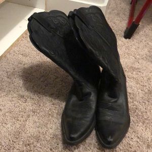 Ariat cowboy boots